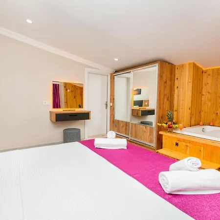 Seaview In Kalamar Bay