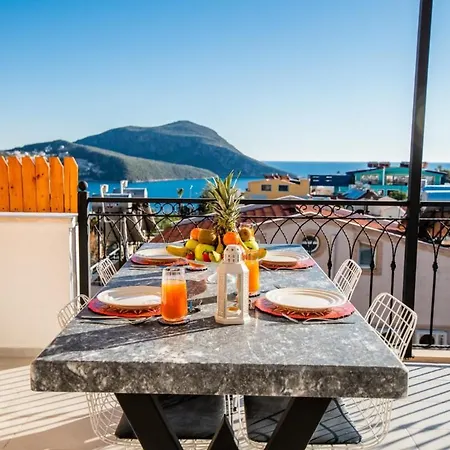 Seaview In Kalamar Bay *