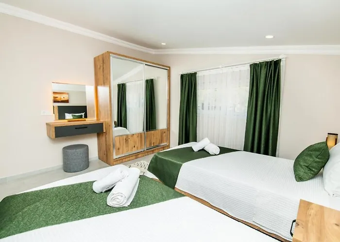 Seaview In Kalamar Bay *